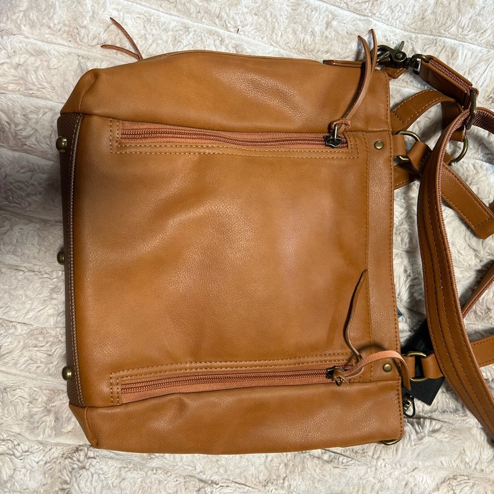 Boho Tan Shoulder Bag with Concealed Carry - Picture 7 of 10